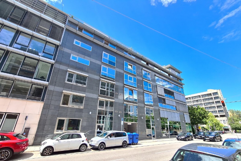 Unmittelbar an der U-Bahn … Moderne Bürofläche in gefragter Lage