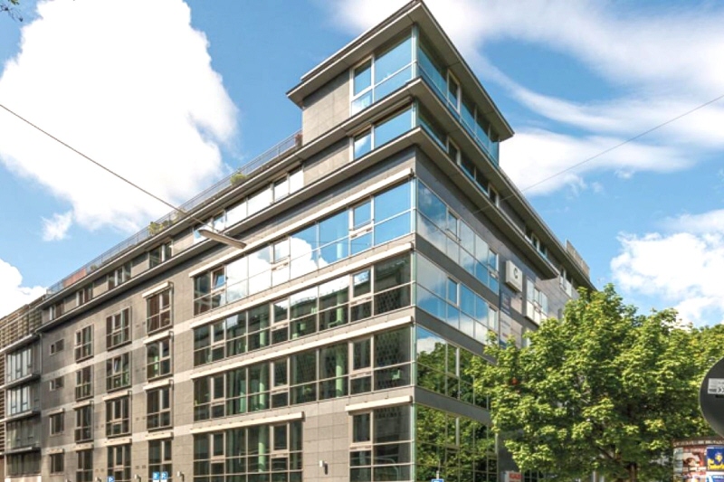 Unmittelbar an der U-Bahn … Kompakte Bürofläche in gefragter Lage