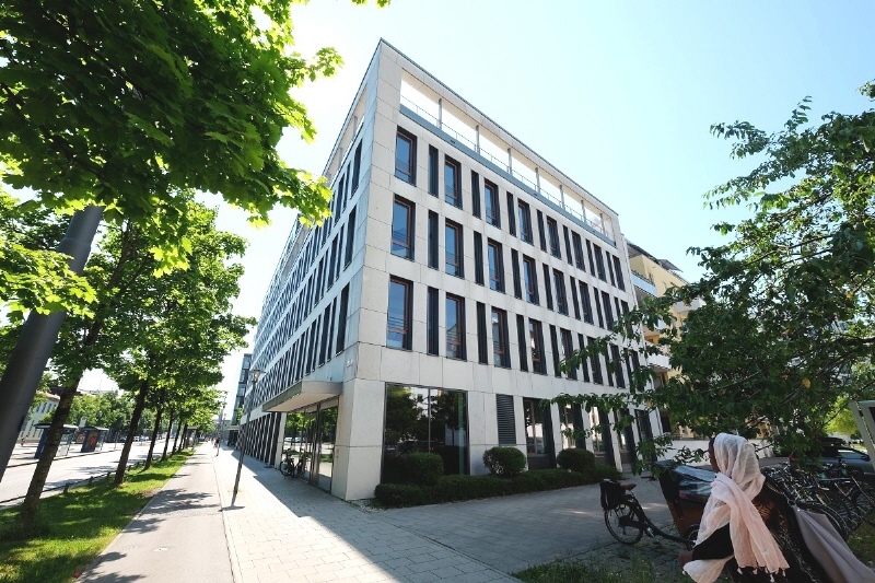 Schlichte Eleganz im Arnulfpark … Attraktives Büro an der Stammstrecke