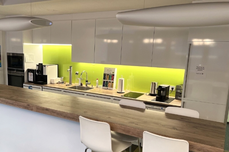 Top Geschäftshaus mit charmanten Terrassen und Innenhöfen
