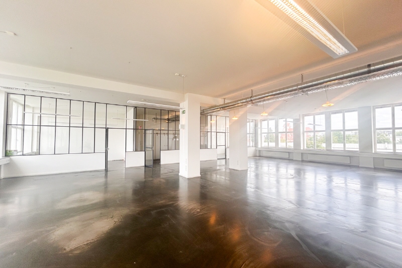 Auf kreativem Campusgelände … Coole Büroeinheit für Büro oder Showroom